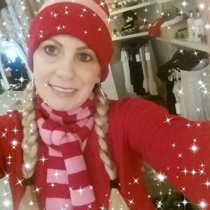 Meet your Posher, Courtney